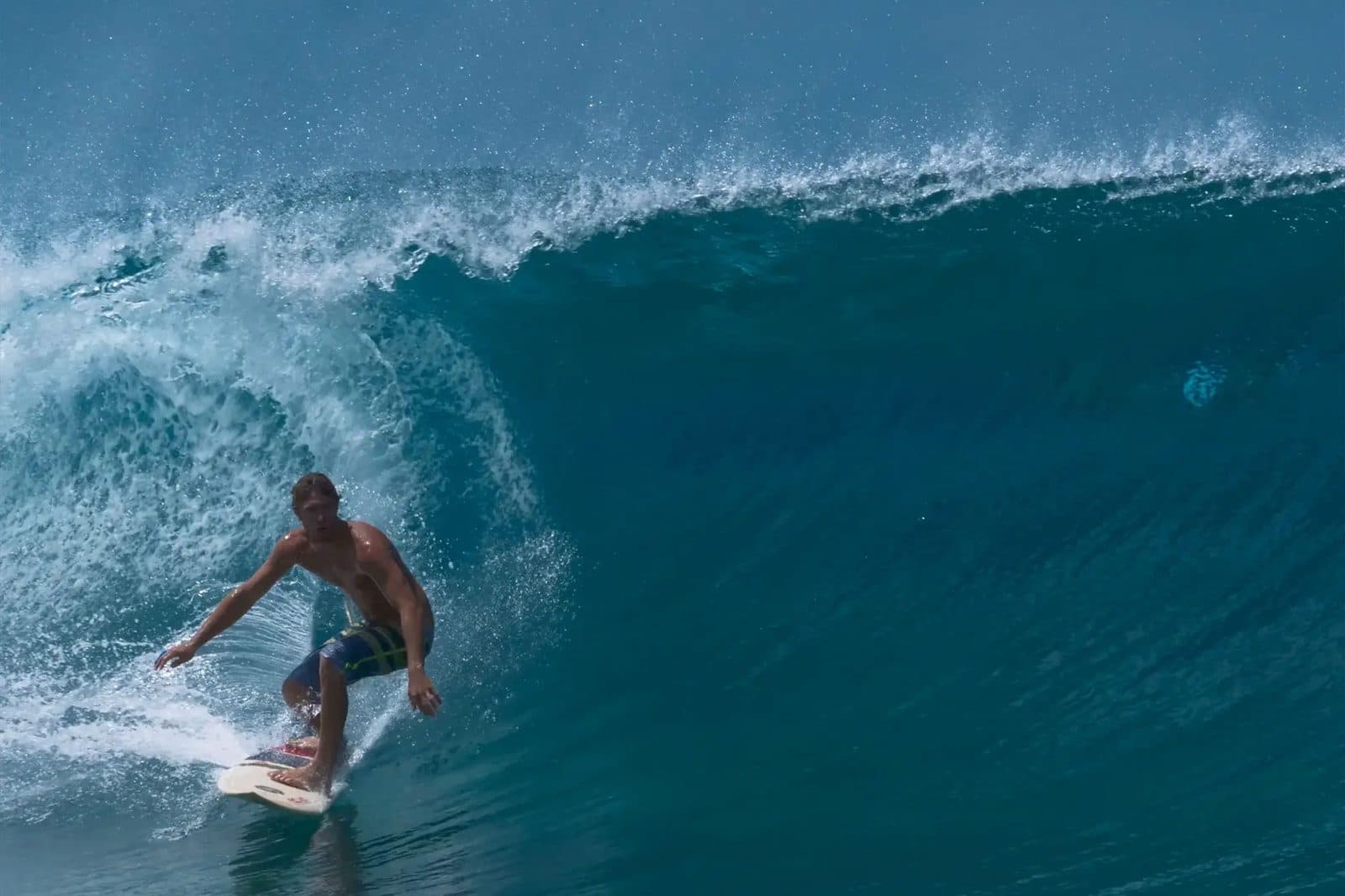 Surf Abu Dhabi at golden hour